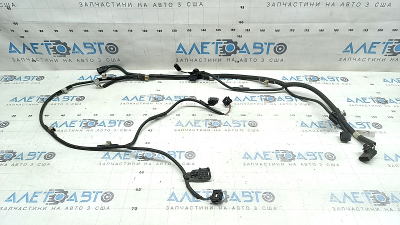 Проводка переднего бампера Toyota Rav4 16-18 под парктроники и камеру