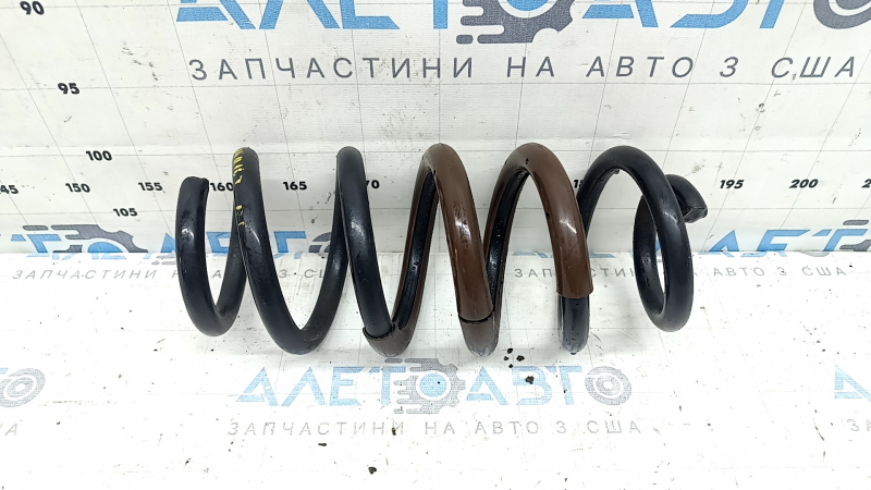 Пружина задняя левая Toyota Rav4 16-18 hybrid жесткость 2 коричневые