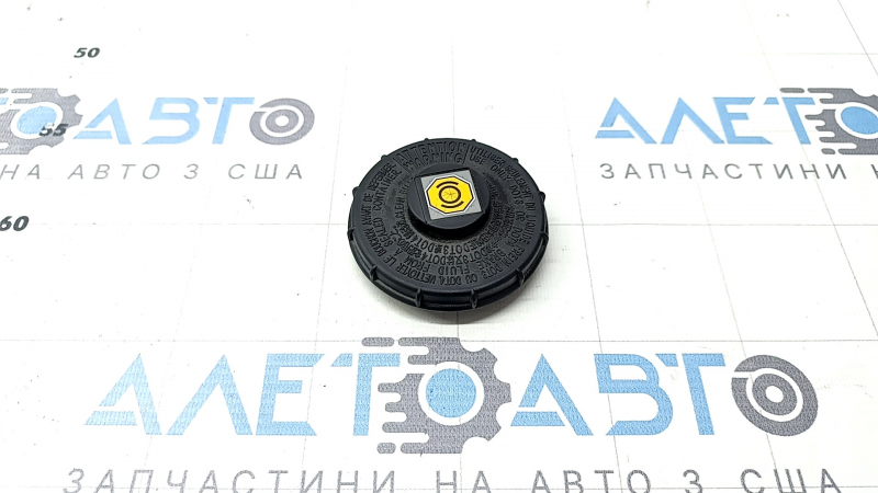 Крышка бачка ГТЦ Honda Accord 23-26 с уплотнителем