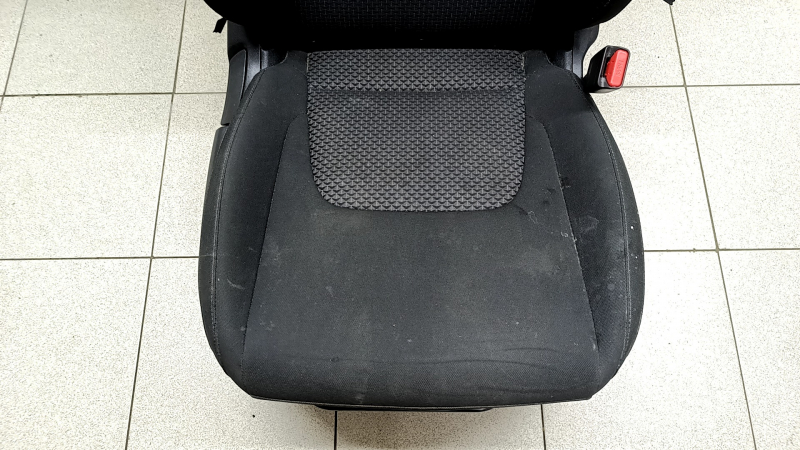 Пассажирское сидение Kia Sportage 23-25 без airbag, механическое, подогрев, тряпка черная, под чистку