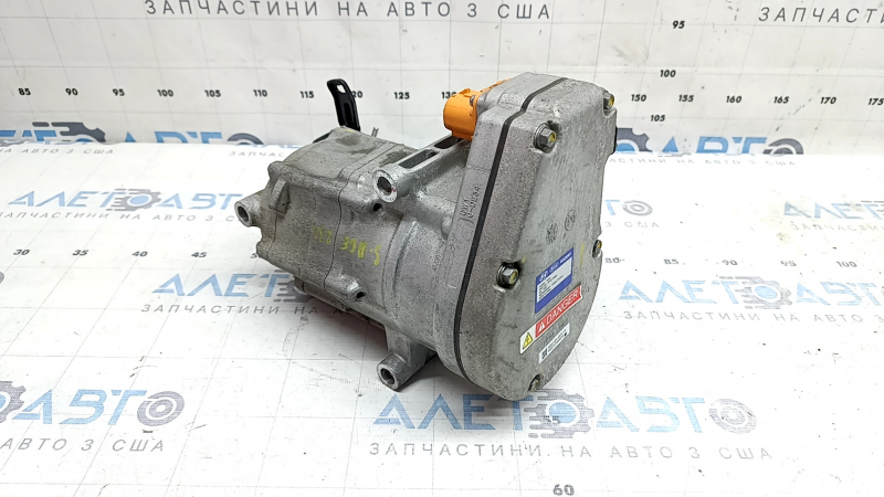 Компрессор кондиционера Kia Sportage 23-26 HEV