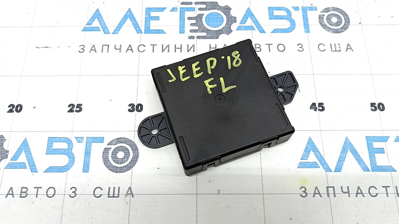 Компьютер двери передней левой Jeep Grand Cherokee WK2 11-22