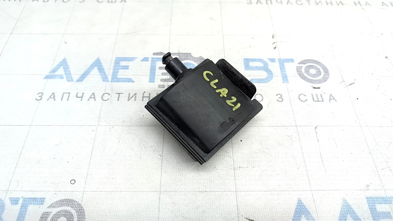 Замок лючка бензобака Mercedes H247 GLA 20-26
