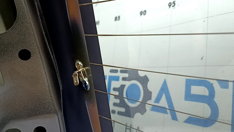 Дверь багажника голая со стеклом Honda CRV 23-26 тонировка, черный NH731P, маркировка на стекле