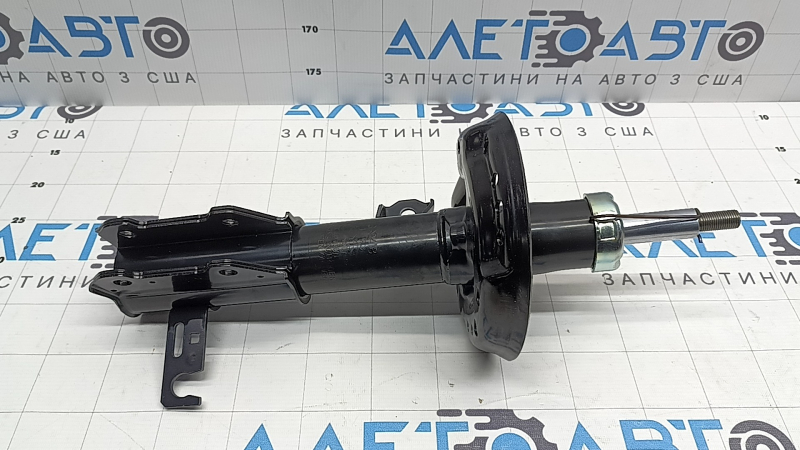 Амортизатор передний правый Chevrolet Volt 13-15 рест