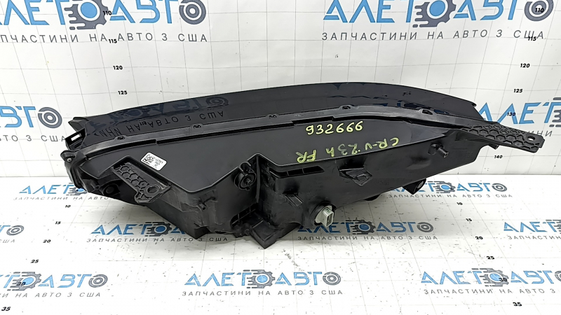 Фара передняя правая в сборе Honda CRV 23-26 LED с черным глянцевым молдингом, царапина