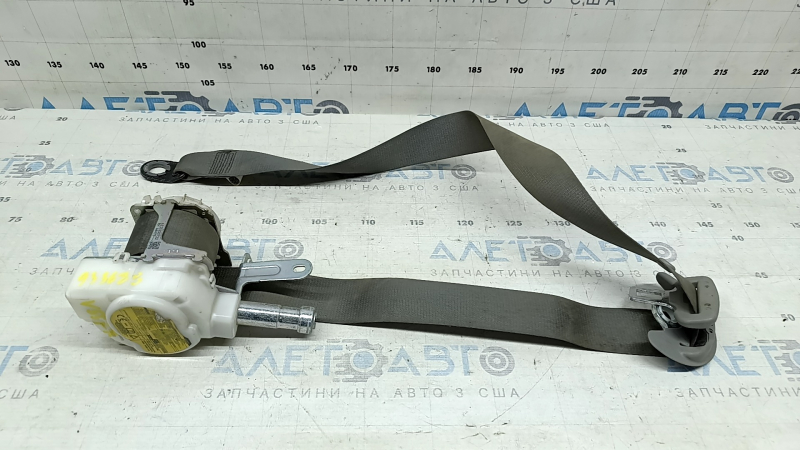Пассажирский ремень безопасности с пиропатроном Toyota Camry v55 15-17 usa серый, стрельнувший, под химчистку