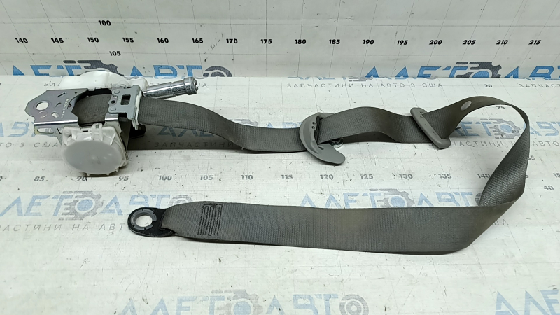 Пассажирский ремень безопасности с пиропатроном Toyota Camry v55 15-17 usa серый, стрельнувший, под химчистку