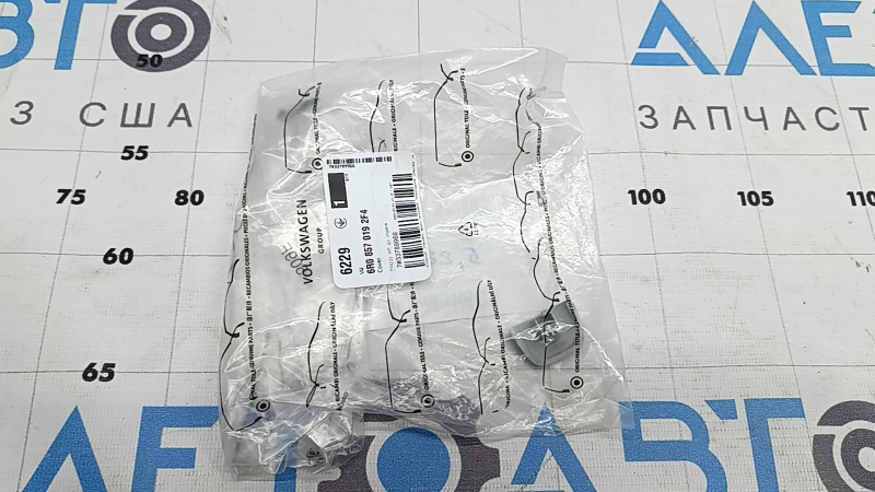 Заглушка козырька левая VW Jetta 11-18 USA серая