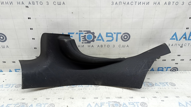 Накладка порога задняя левая Dodge Dart 13-16 черная, царапины
