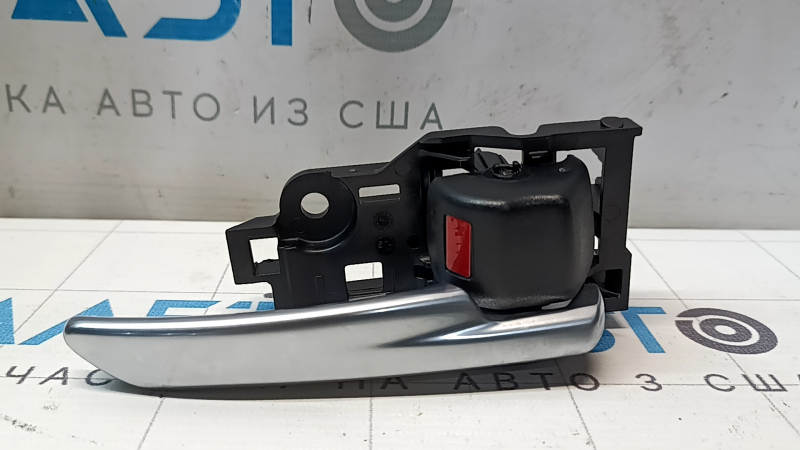 Ручка двери внутренняя передняя правая Toyota Rav4 19-25 хром