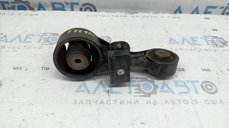 Подушка двигателя верхняя Toyota Camry v50 12-14 hybrid usa, микротрещины