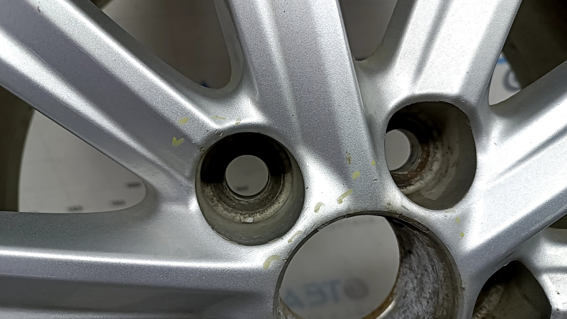 Диск колесный R17x7J 5*114.3 Toyota Camry v50 12-14 usa XLE легкая бордюрка