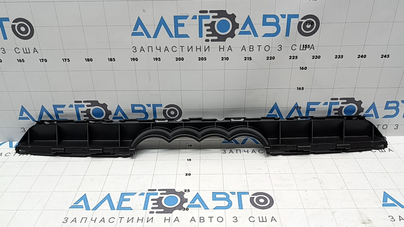 Накладка решетки радиатора верхняя grill Audi Q7 16-19