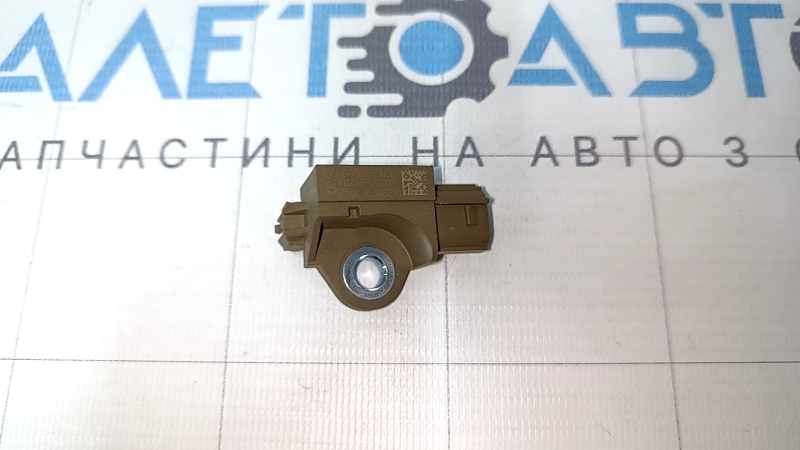 Датчик подушки безопасности задний правый Mazda 6 14-17