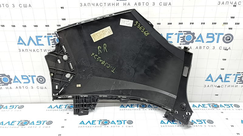 Бампер задний голый правая часть Hyundai Tucson 22-26 Korea, серебро