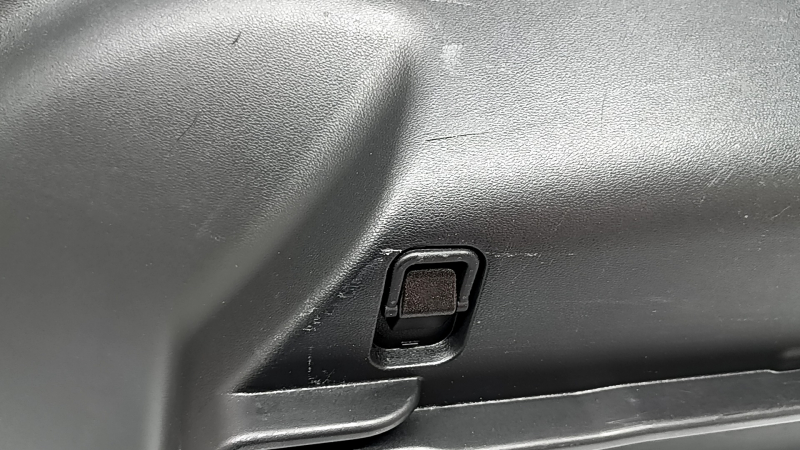 Обшивка арки правая Hyundai Tucson 22-26 черная 1.6T HEV, PHEV, с крючками, без накладки, царапины