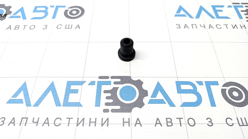 Опора радиатора кондиционера правая Lexus CT200h 12-17