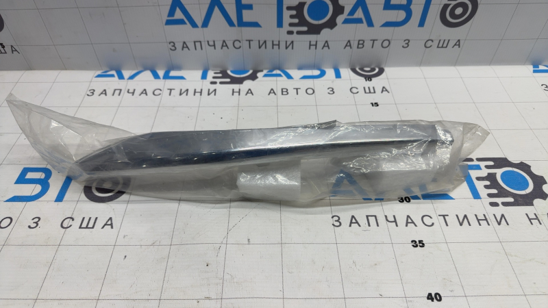 Молдинг заднего бампера правый Nissan Murano z52 15-24