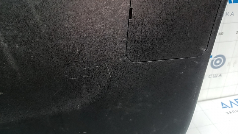 Обшивка двери багажника нижняя Hyundai Tucson 22-26 черная, с ручкой, царапины, потерта