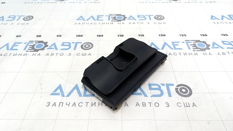 Беспроводное зарядное устройство в подлокотнике BMW 7 G11 G12 16-22