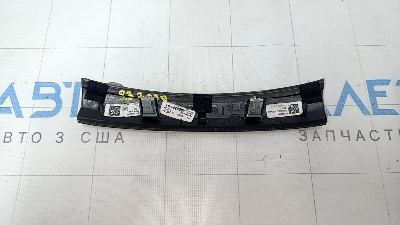 Накладка дефлектора воздуховода центральной консоли BMW 7 G11 G12 16-19 под темное дерево, царапины