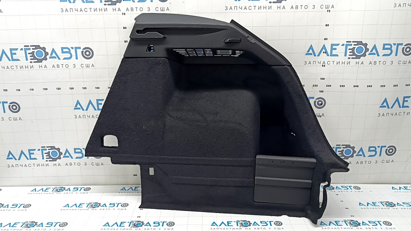 Обшивка арки правая Audi Q3 83A 19-25 черная, потерта