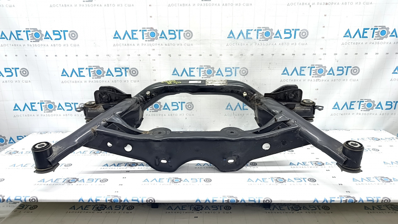 Подрамник задний Audi Q3 83A 19-25