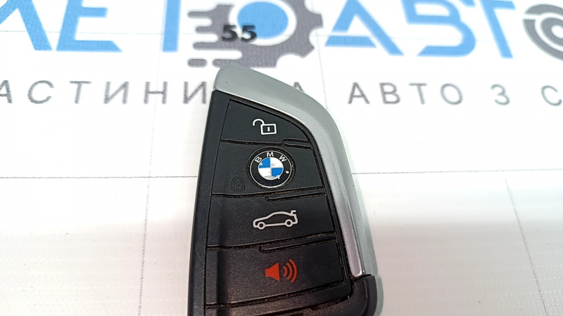 Ключ BMW X3 G01 18-21 4 кнопки, тычки, потерта эмблема, царапины
