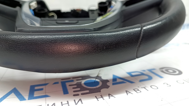 Руль голый BMW X3 G01 18-24 кожа, черный, с подогревом, с накладкой, с кнопкой подогрева и лепестками, царапины