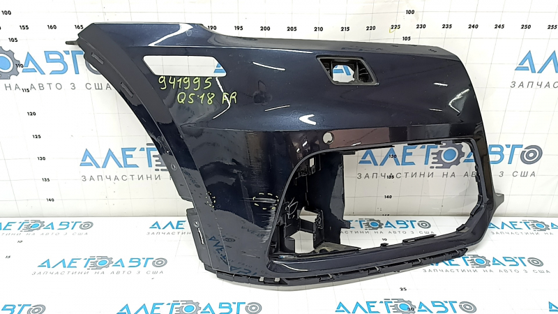 Бампер передний голый правая часть Audi Q5 80A 18-20 синий, под парктроники, под омыватель фар, без заглушки, царапины