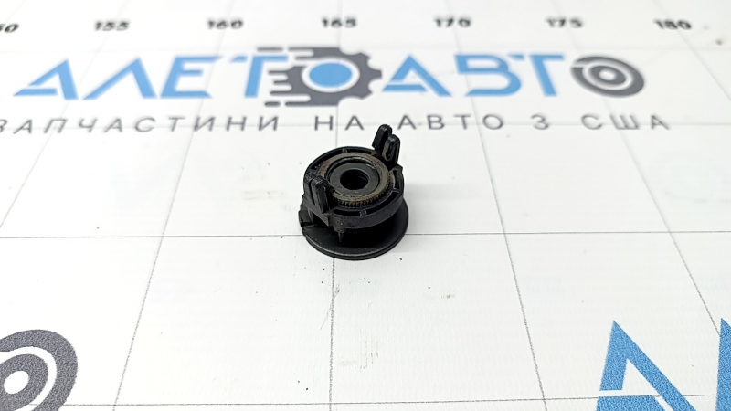 Крепление телевизора верхнее правое Ford Fusion mk5 13-20