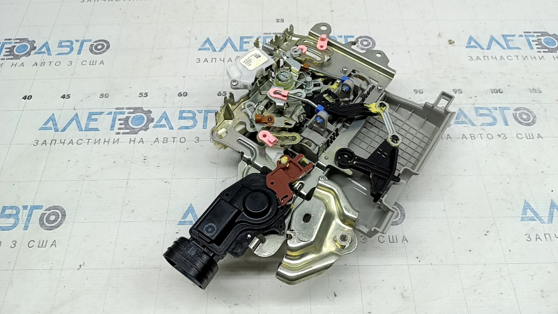 Ручка двери внутренняя задняя правая Toyota Sienna 21-26 серая