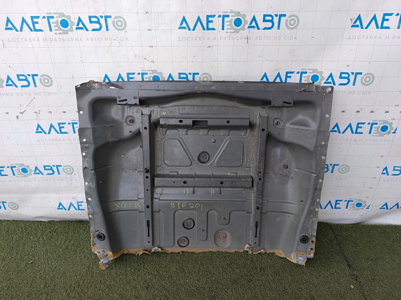 Корыто багажника Volvo XC60 19-26 T5, T6, B5, B6 высверлено