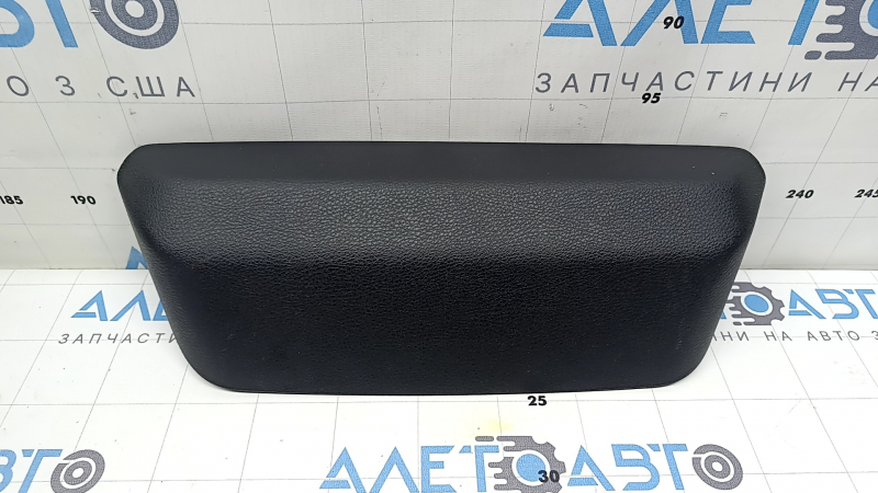 Обшивка двери багажника верхняя Toyota Sienna 21-26 черная
