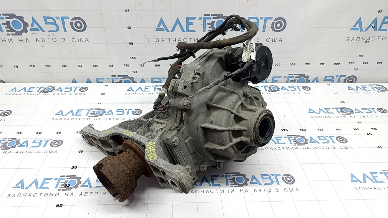 Задний дифференциал редуктор Ford Escape MK4 20-26 с блокировкой, 104кк, ржавый фланец