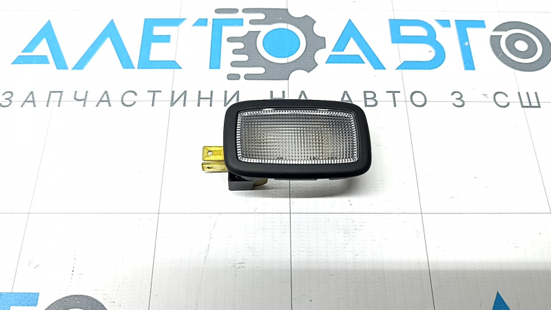 Плафон освещения передний левый Kia K5 21-24 черный