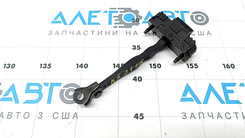 Ограничитель двери передней правой Kia K5 21-26