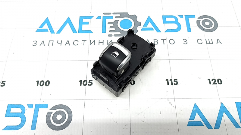 Управление стеклоподъемником задним левым Kia K5 21-26 черное с хром