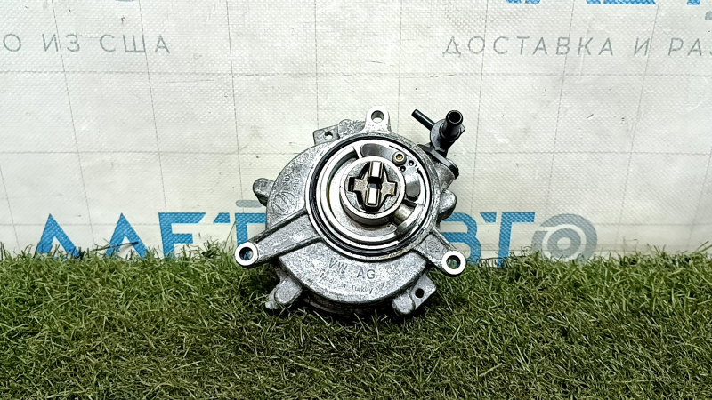 Вакуумный насос Audi Q7 20-26 3.0T MHEV