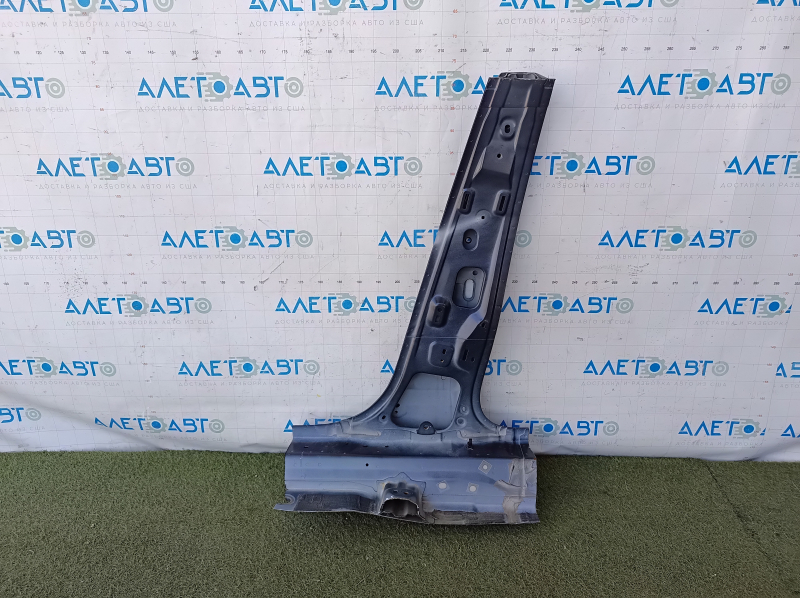 Стойка кузова центральная правая Mazda 3 19-26 4d, отпилена, тычка