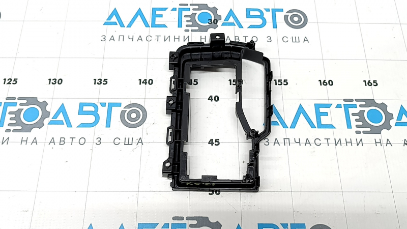 Накладка шифтера КПП Kia K5 21-26 черный глянец