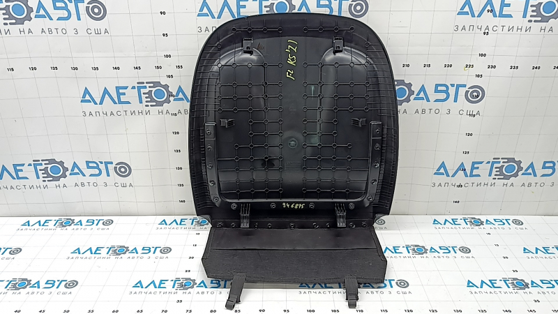 Накладка спинки водительского сиденья задняя Kia K5 21-24 черная, царапины