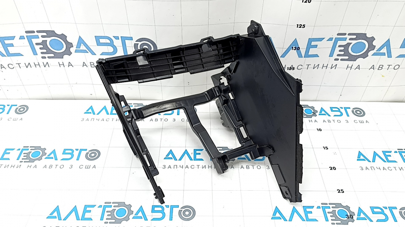 Накладка центральной консоли передняя нижняя Kia K5 21-24 черная