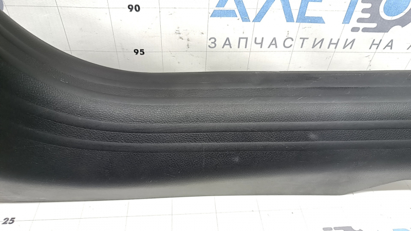 Накладка порога передняя правая Jeep Compass 17-26 черная, царапины