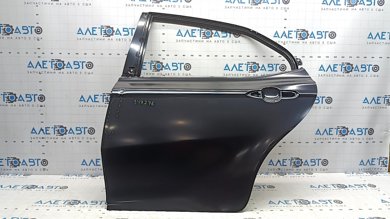 Дверь голая задняя левая Toyota Camry v70 18-24 вмятина, залом