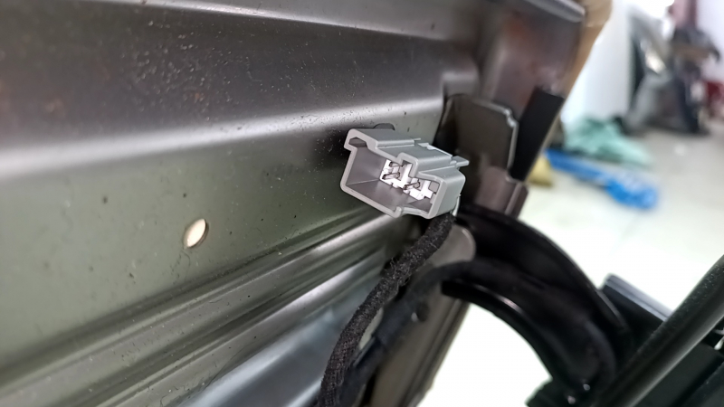 Заднее сиденье правое 2 ряд Volvo XC90 16-26 кожа бежевая, с подогревом, под 3 ряда