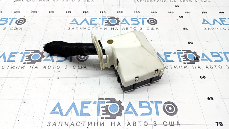 Фишка блока предохранителей АКБ Jeep Compass 22-26