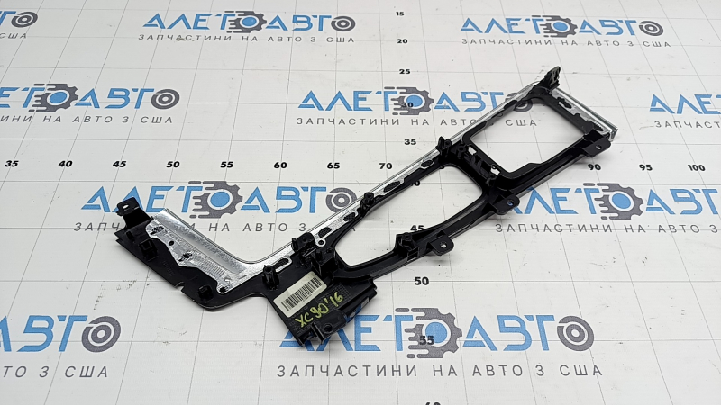 Накладка центральной консоли верхняя Volvo XC90 16-22 T5, T6, черный глянец
