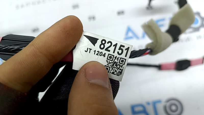Проводка двери передней правая Toyota Prius 50 16-22